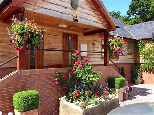 Big Bear Lodge Melverley ภายนอก รูปภาพ